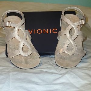 Vionic rose gold sz8 comfy walking women sandle
